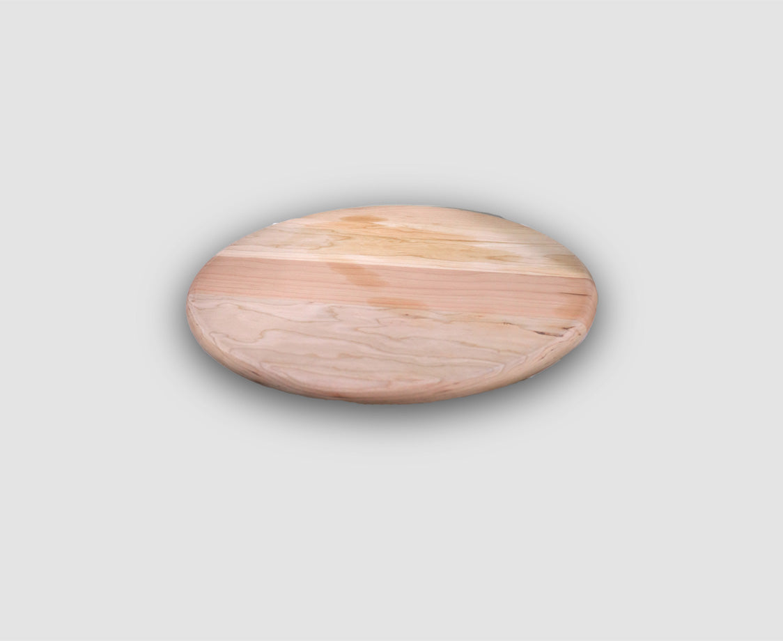 ROUND CUTTING BOARD WITH ROUNDED EDGES
