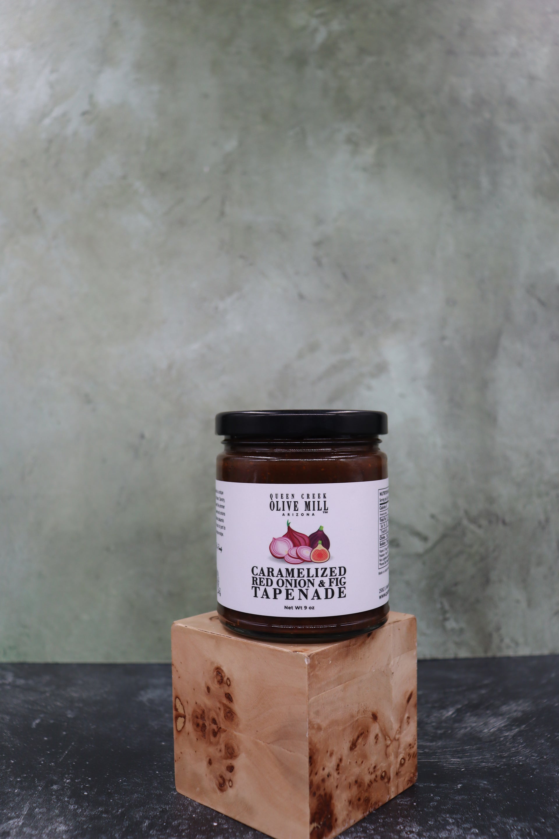 CARAMELIZED RED ONION & FIG TAPENADE