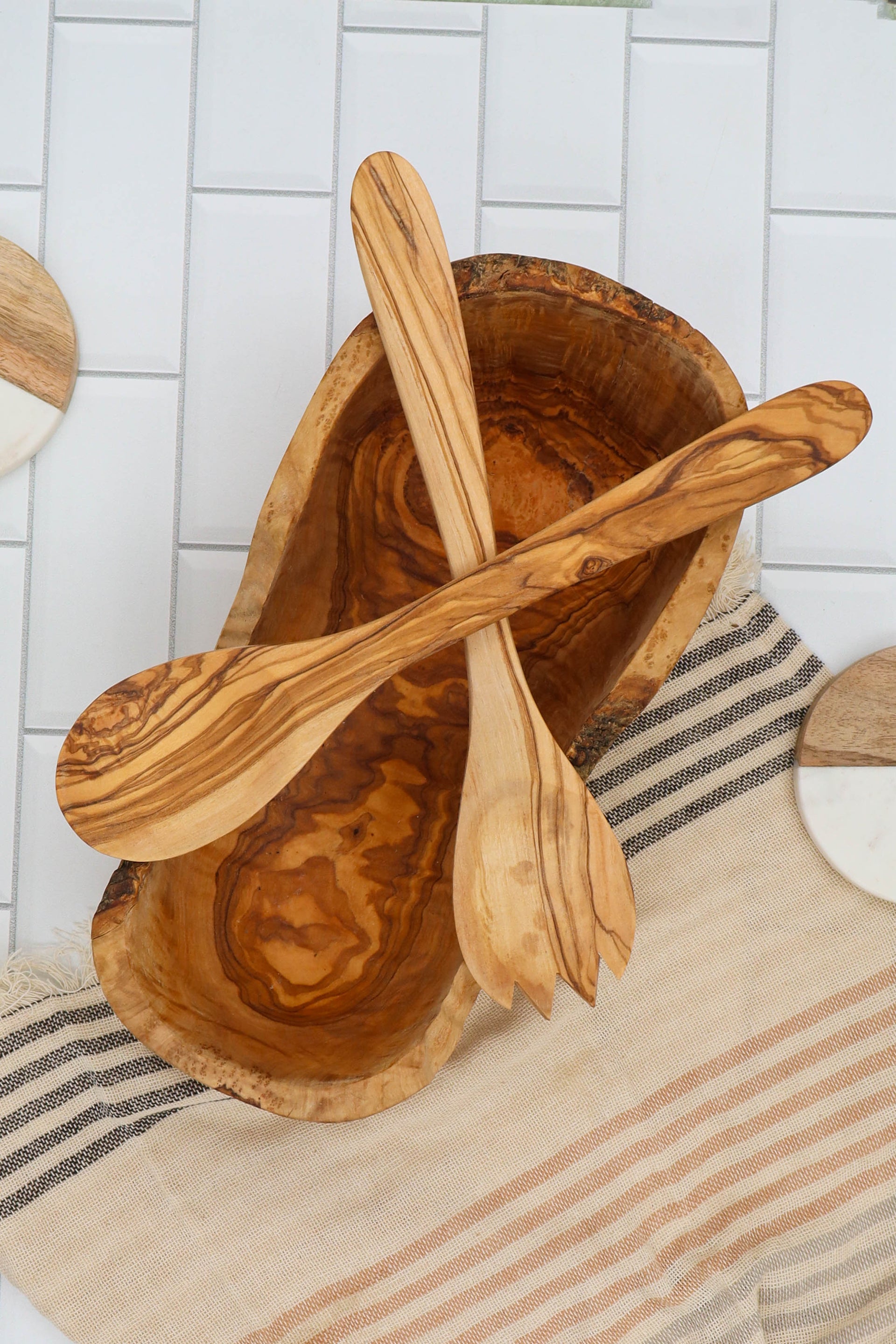 BOAT SHAPED BOWL AND SALAD SERVERS GIFT SET