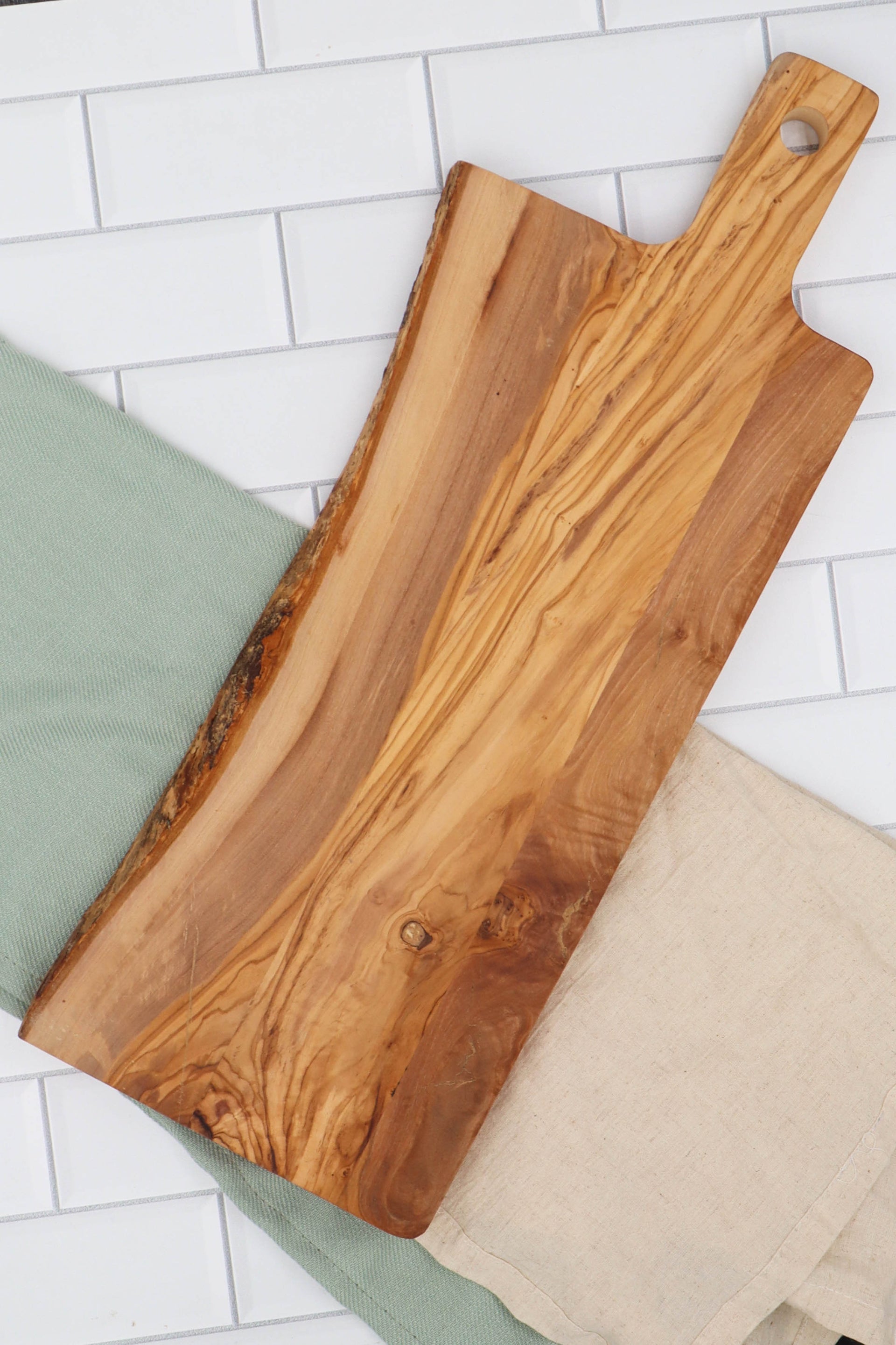 20" CHARCUTERIE BOARD