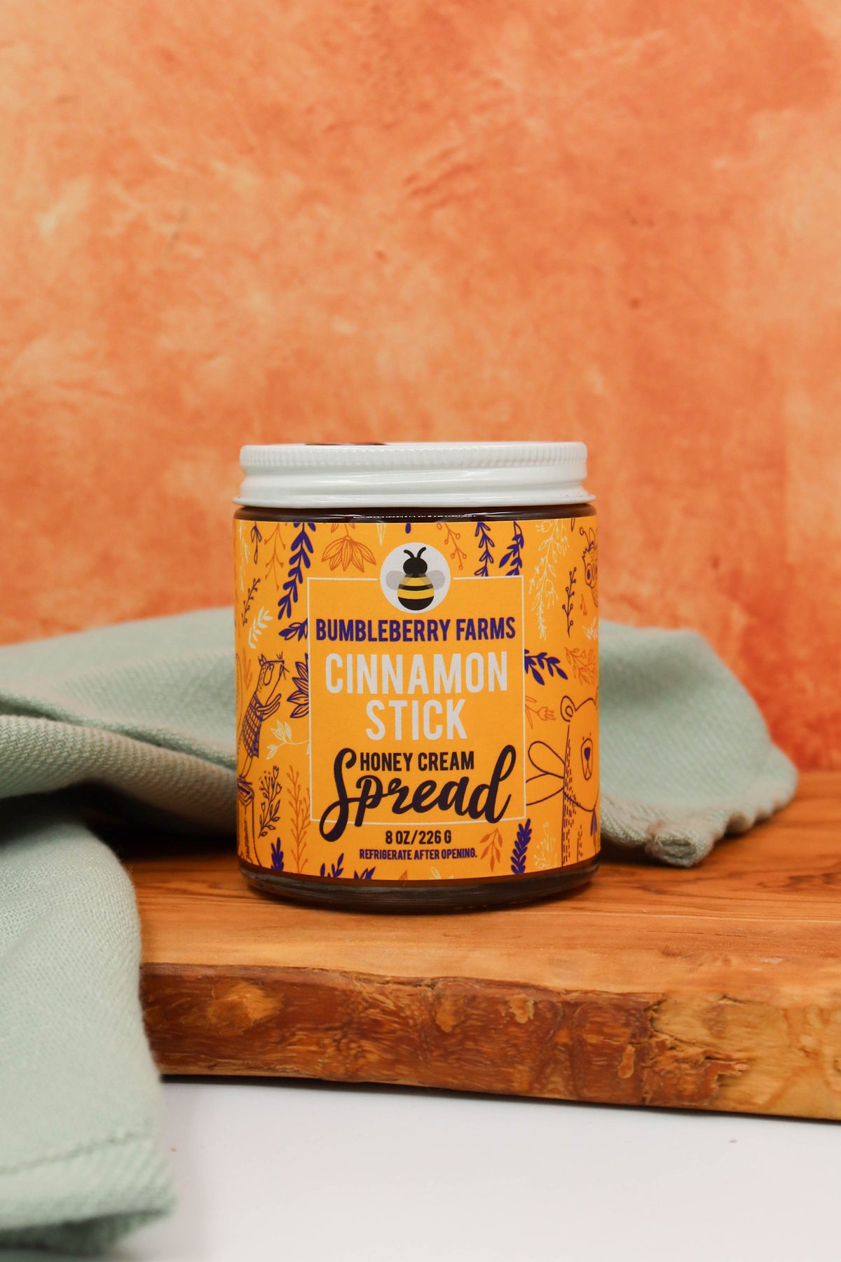 CINNAMON STICK HONEY CREAM SPREAD