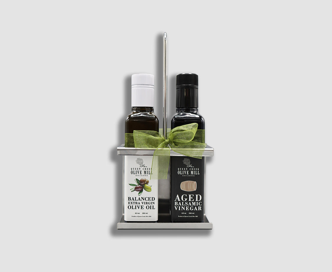 THE ESSENTIALS SET